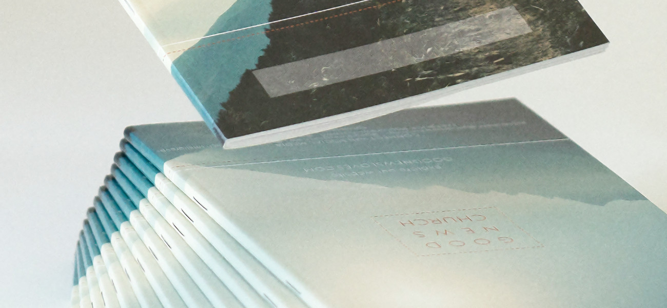 Brochure dos carré piqué