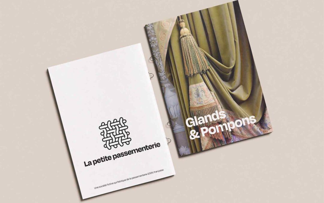 Brochure piquée 2 points métal boucle : le guide pour des supports professionnels prêts à classer